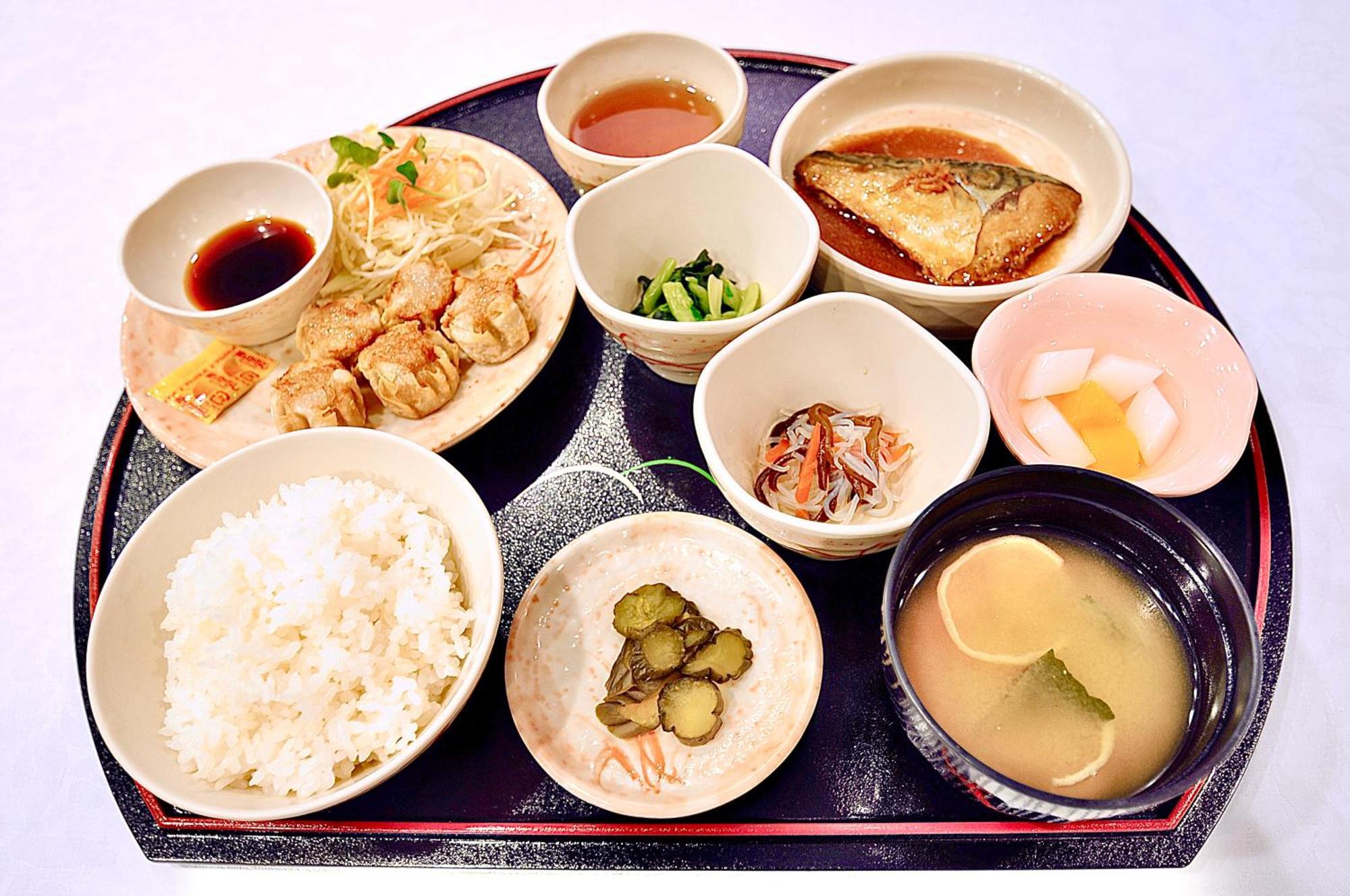 Kurashiki Ekimae Universal Hotel Extérieur photo