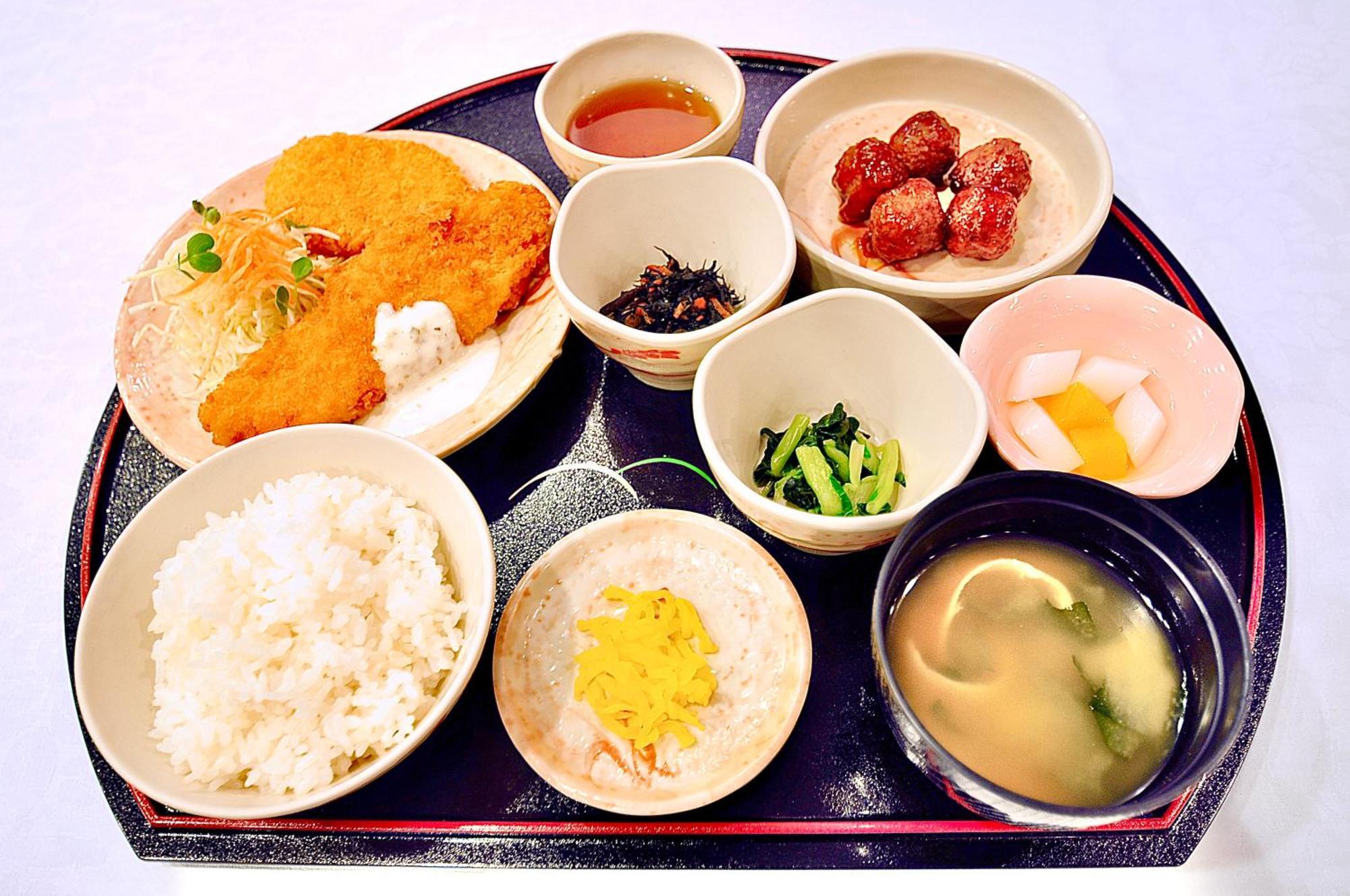 Kurashiki Ekimae Universal Hotel Extérieur photo