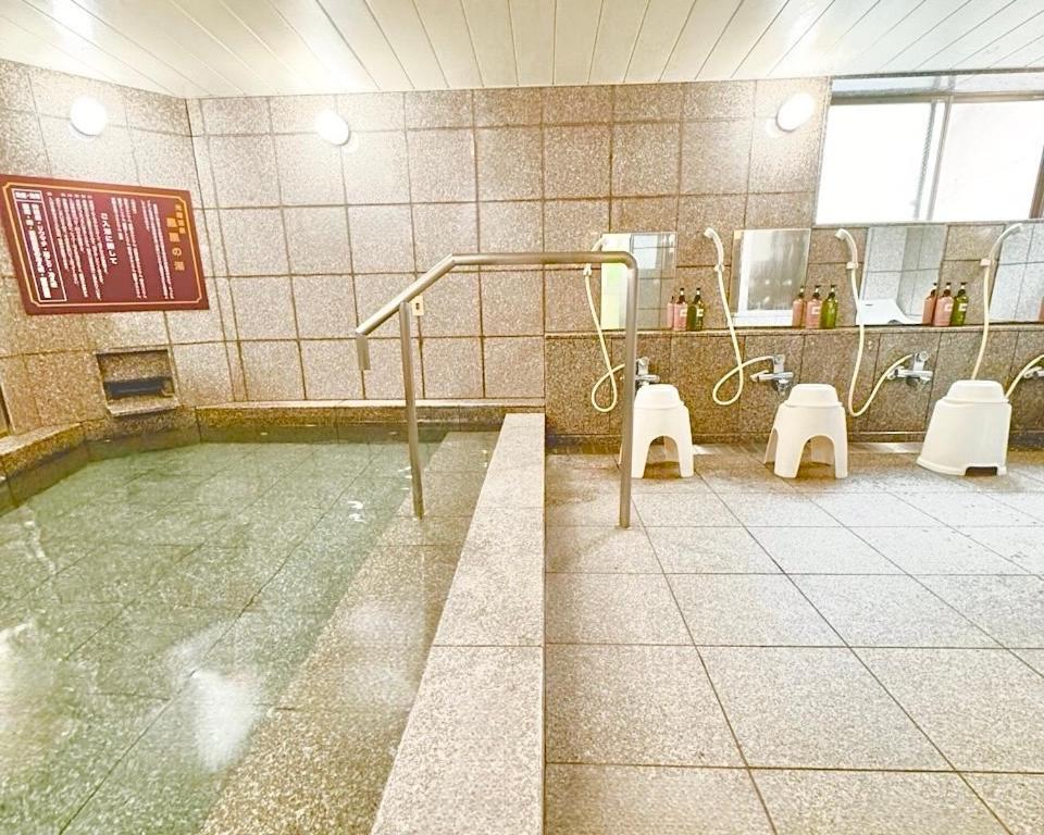 Kurashiki Ekimae Universal Hotel Extérieur photo
